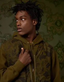 AE X Tru Kolors Reversible Quilted Vest Olive -American Eagle Fashion 0101 1797 309 l2