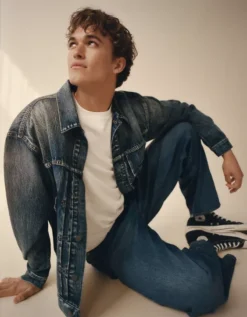 AE Boxy Denim Trucker Jacket Medium Vintage Wash -American Eagle Fashion 0106 1757 489 l2