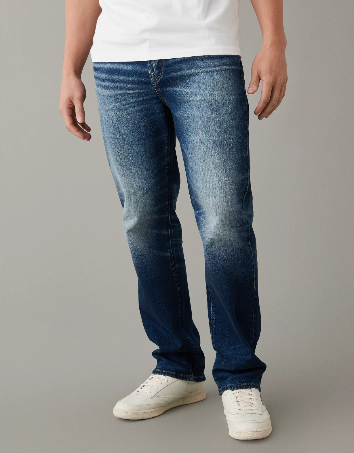 AE AirFlex+ Relaxed Straight Jean 1 AE AirFlex+ Relaxed Straight Jean