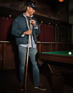 AE AirFlex+ Original Bootcut Jean Medium Wash 11 AE AirFlex+ Original Bootcut Jean Medium Wash -American Eagle Fashion 0115 7274 936 l2