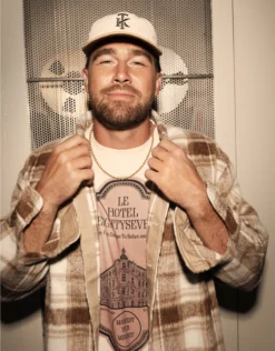 AE X Tru Kolors Hotel Graphic T-Shirt Cream