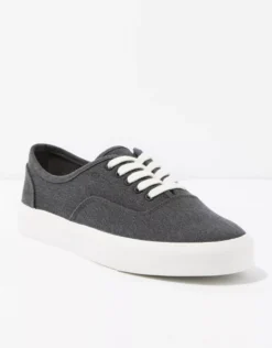 AE Men's Classic Canvas Sneaker