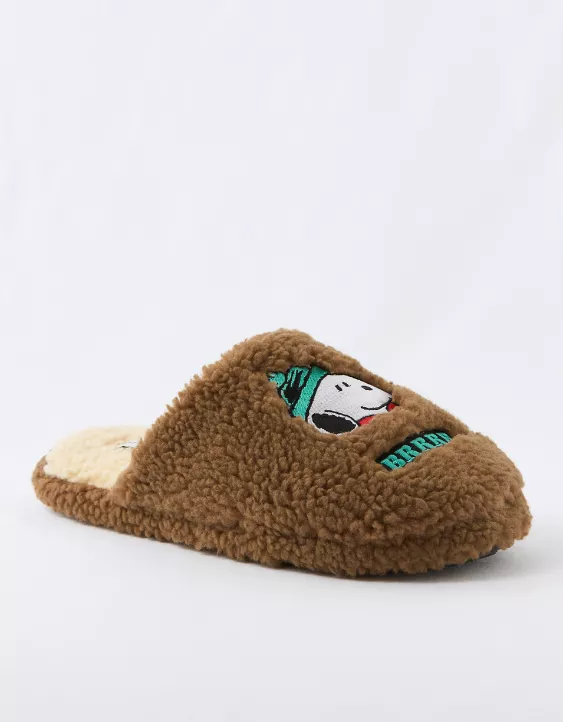 AE Snoopy Fleece Slipper 2 AE Snoopy Fleece Slipper - Image 2
