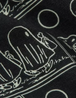 AEO Men's Peanuts Ghost Stretch Boxer Short Black -American Eagle Fashion 0220 0238 001 d1