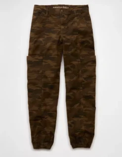 AE Stretch High-Waisted Baggy Cargo Jogger Camo Green 7 AE Stretch High-Waisted Baggy Cargo Jogger Camo Green -American Eagle Fashion 0322 5537 329 f