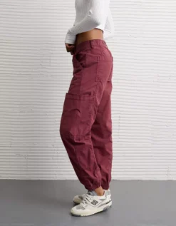 AE Snappy Stretch High-Waisted Baggy Cargo Jogger Wine 9 AE Snappy Stretch High-Waisted Baggy Cargo Jogger Wine -American Eagle Fashion 0322 5538 558 os