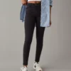 AE High-Waisted Jegging Black