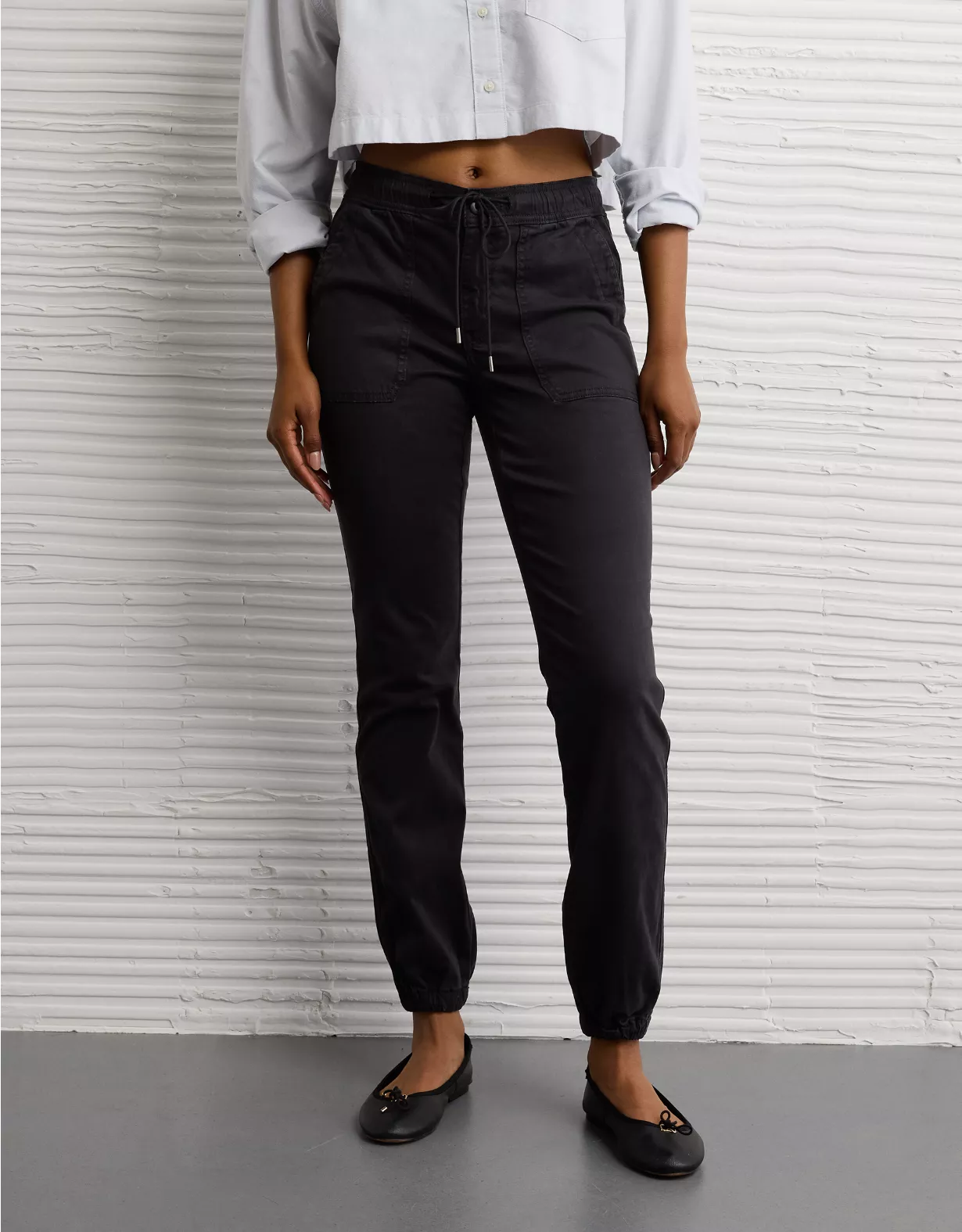 AE Stretch High-Waisted Jegging Jogger Onyx Black 1 AE Stretch High-Waisted Jegging Jogger Onyx Black
