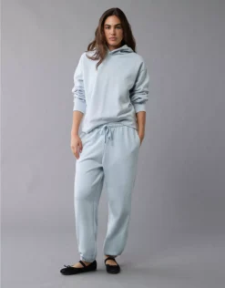 AE Everyday Luxe Jogger Light Blue
