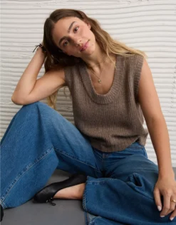 AE Whoa So Soft Scoop Neck Vest Brown