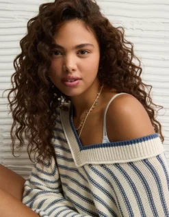 AE Big Hug V-Neck Sweater Cream -American Eagle Fashion 0348 1654 106 d2