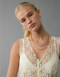 AE Lace Button-Up Vest Cream