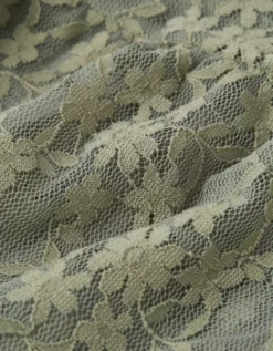 AE Lace Button-Up Vest Olive -American Eagle Fashion 0358 6338 309 d1