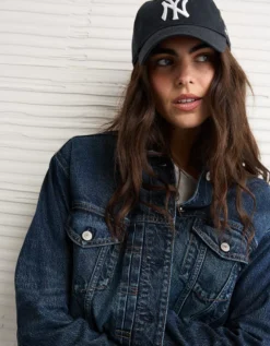 AE Cropped Vintage Denim Jacket Medium Indigo Wash -American Eagle Fashion 0383 3702 540 d2