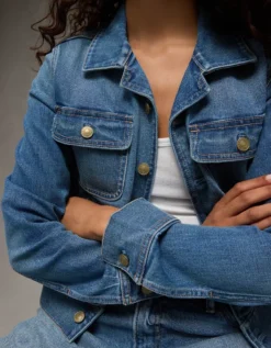 AE Preppy Denim Jacket Light Wash -American Eagle Fashion 0383 3703 915 d2