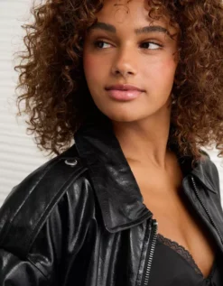 AE Oversized Vegan Leather Bomber Jacket Black -American Eagle Fashion 0387 3688 001 d2