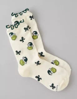 AE Grinch Ruffle Crew Socks Cream -American Eagle Fashion 0425 3880 106 f