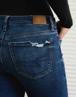 AE Next Level Patched Low-Rise Jegging Indie Dark Destroy 11 AE Next Level Patched Low-Rise Jegging Indie Dark Destroy -American Eagle Fashion 0431 5782 009 d2