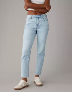 AE Strigid Mom Jean Blue Breeze