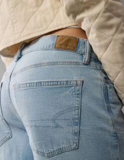 AE Dreamy Drape Strigid Low-Rise Ultra Wide-Leg Jean Light Aglow -American Eagle Fashion 0437 5684 433 os