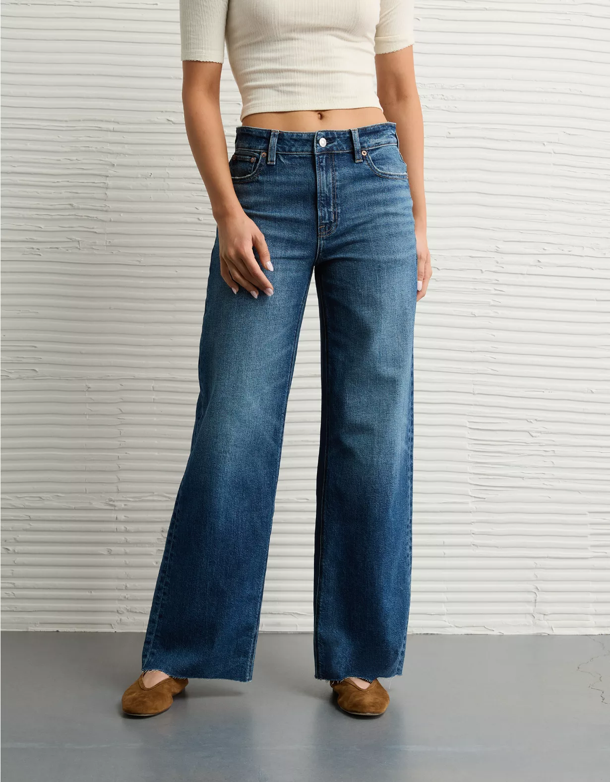 AE Dreamy Drape Stretch Super High-Waisted Baggy Wide-Leg Jean Dark Indigo Wash 1 AE Dreamy Drape Stretch Super High-Waisted Baggy Wide-Leg Jean Dark Indigo Wash