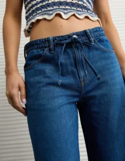 AE Dreamy Drape Strigid Low-Rise Ultra Wide-Leg Jean Darkness Falls -American Eagle Fashion 0437 5926 413 d2