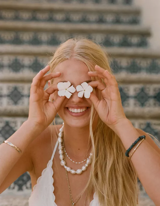 AEO Bangle Bracelet 3-Pack Gold 3 AEO Bangle Bracelet 3-Pack Gold - Image 3