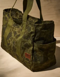 AE X Tru Kolors Camo Canvas Tote Bag Camo Green 10 AE X Tru Kolors Camo Canvas Tote Bag Camo Green -American Eagle Fashion 0501 7993 329 b
