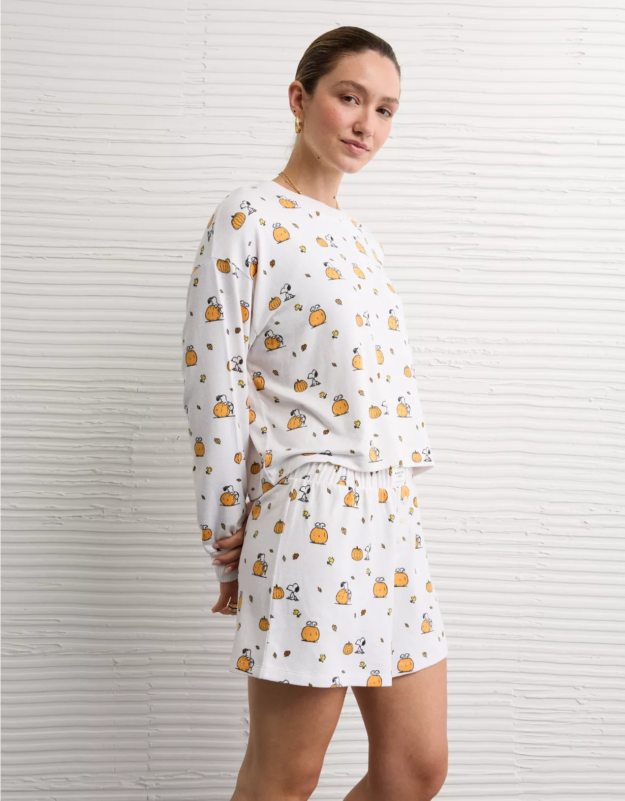 AE Luxe Plush Snoopy Halloween PJ Set Cream 1 AE Luxe Plush Snoopy Halloween PJ Set Cream