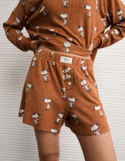 AE Luxe Plush Snoopy Halloween PJ Set Amber Brown 9 AE Luxe Plush Snoopy Halloween PJ Set Amber Brown -American Eagle Fashion 0575 1216 206 d2