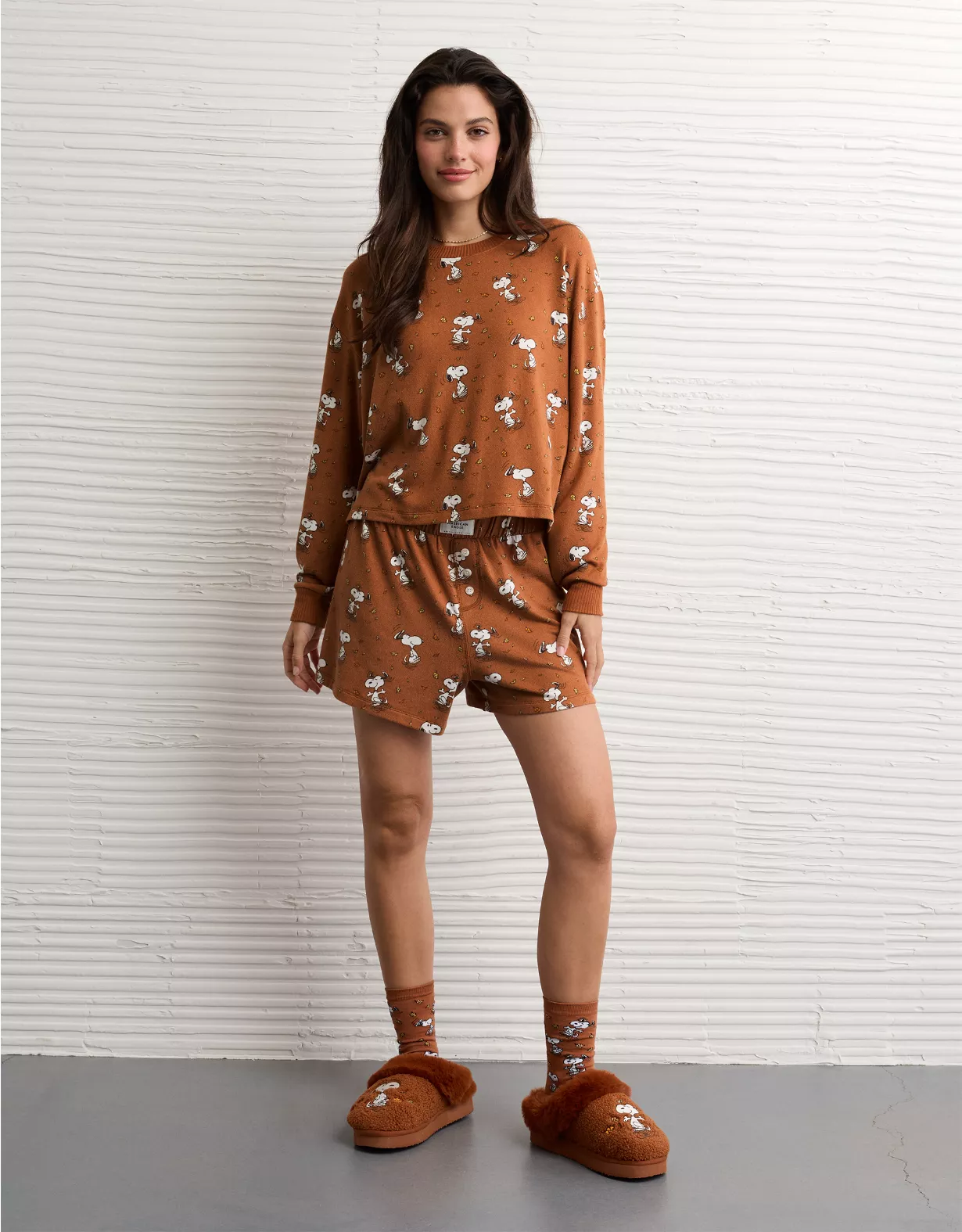 AE Luxe Plush Snoopy Halloween PJ Set Amber Brown 1 AE Luxe Plush Snoopy Halloween PJ Set Amber Brown