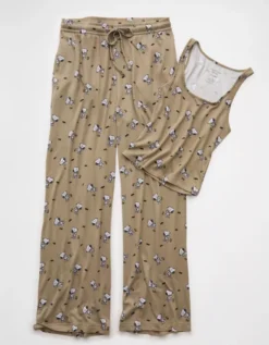 AE Luxe Plush Snoopy Halloween Tank Top & Pant PJ Set Camo Green 7 AE Luxe Plush Snoopy Halloween Tank Top & Pant PJ Set Camo Green -American Eagle Fashion 0575 1327 329 f