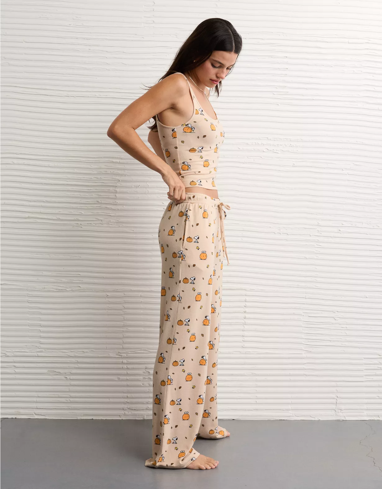 AE Luxe Plush Snoopy Halloween PJ Set Cake Batter 1 AE Luxe Plush Snoopy Halloween PJ Set Cake Batter