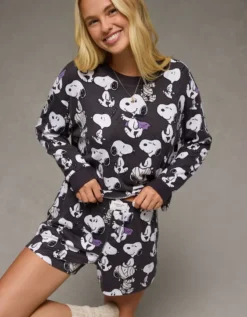 AE Luxe Plush Snoopy Halloween PJ Set Grey -American Eagle Fashion 0575 1332 050 os