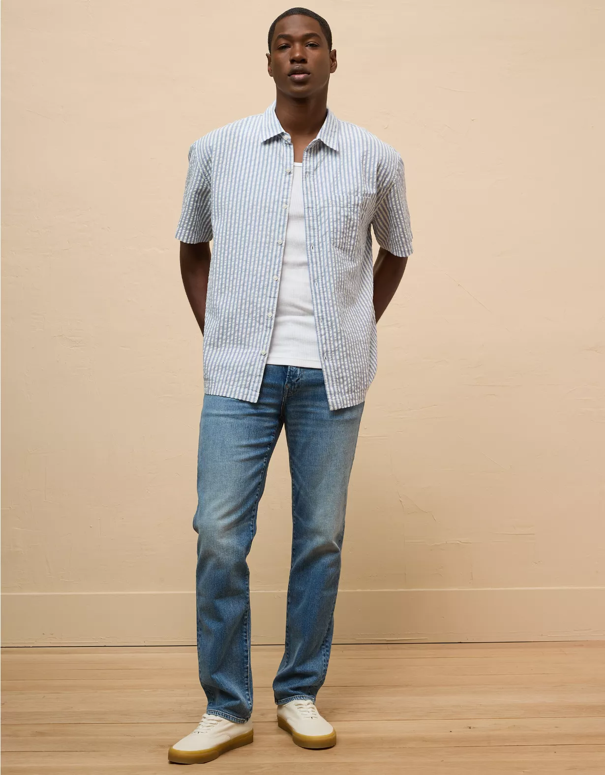 AE AirFlex+ Athletic Straight Jean Medium Vintage Wash 1 AE AirFlex+ Athletic Straight Jean Medium Vintage Wash