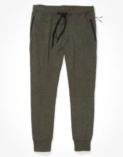 AE 24/7 Training Jogger -American Eagle Fashion 1122 4768 300 f