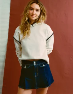 AE Stretch Low-Rise A-Line Pleated Mini Skirt Dark Wash