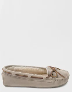 Minnetonka Women's Cally Moccasin Natural