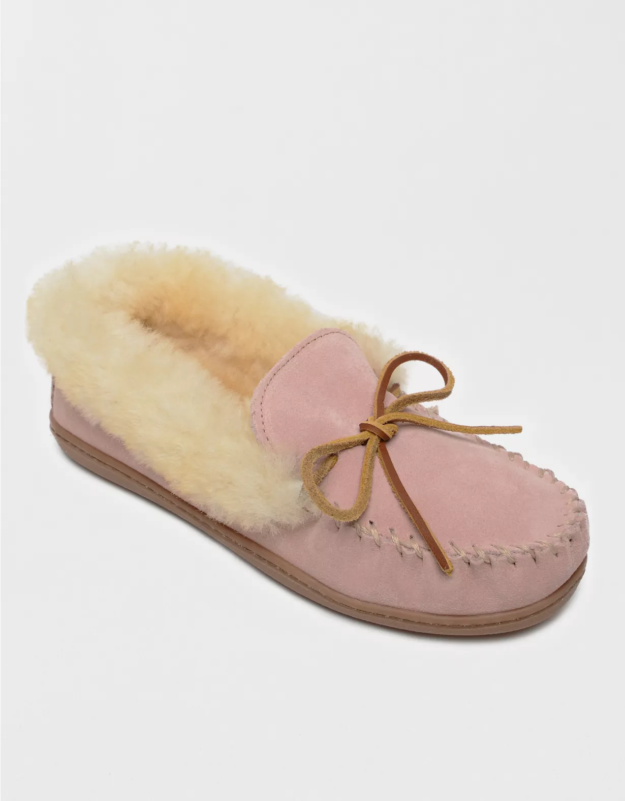 Minnetonka Women's Alpine Sheepskin Moccasin 2 Minnetonka Women's Alpine Sheepskin Moccasin - Image 2