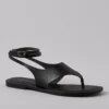 AE Hooded Thong Sandal Black