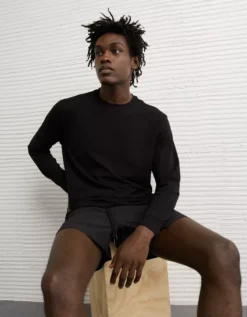 AE 24/7 Long-Sleeve Training T-Shirt Black -American Eagle Fashion 2171 4584 001 os