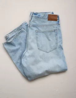AE77 Premium Relaxed Jean Light Wash 7 AE77 Premium Relaxed Jean Light Wash -American Eagle Fashion 2329 2293 915 b