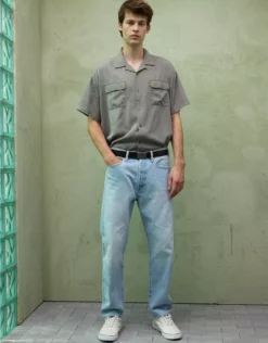 AE77 Premium Relaxed Jean Light Wash