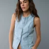 AE Crew Neck Button-Up Denim Vest Light Wash