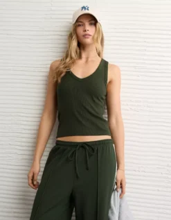 AE Deep V-Neck Tank Top Crew Green -American Eagle Fashion 3171 6438 350 d2