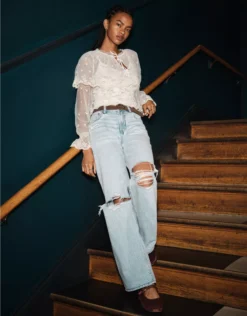 AE Strigid Ripped High-Waisted Stovepipe Jean Skylight