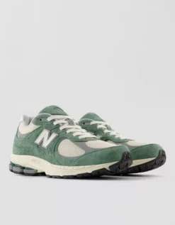 New Balance Men's 2002R Sneaker Green 5 New Balance Men's 2002R Sneaker Green -American Eagle Fashion 7213 7755 300 d2