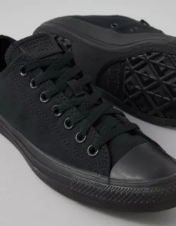 Converse Chuck Taylor All Star Low-Top Sneaker Black -American Eagle Fashion 7213 7767 001 d1