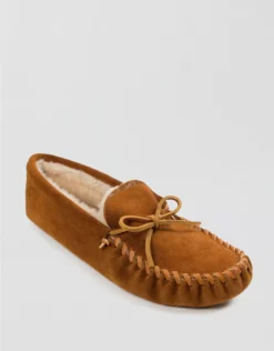 Minnetonka Pile-Lined Soft Sole Moccasin Slipper Brown