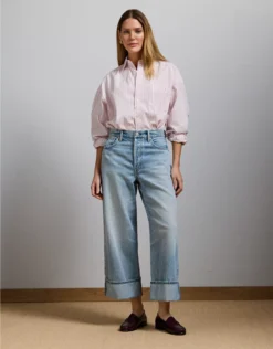 AE77 Premium Wide Crop Cuff Jean Light Wash